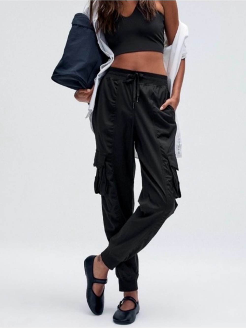 Dance Studio Relaxed-Fit Mid-Rise Cargo Jogger Black Size Medium